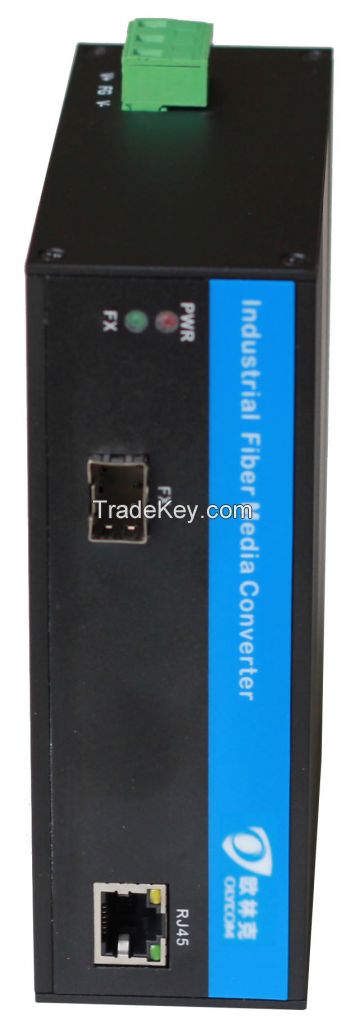 Industrial 10/100M POE fiber media converter