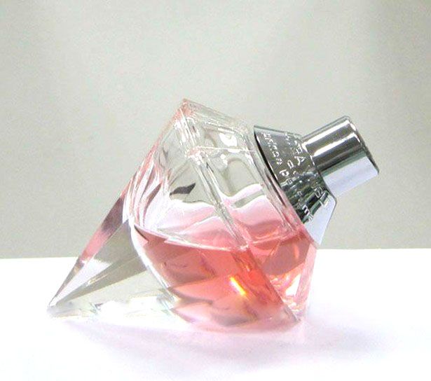 Perfume bottle