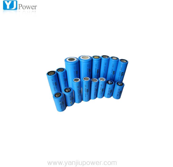 3.2V Cylindrical LiFePO4 battery