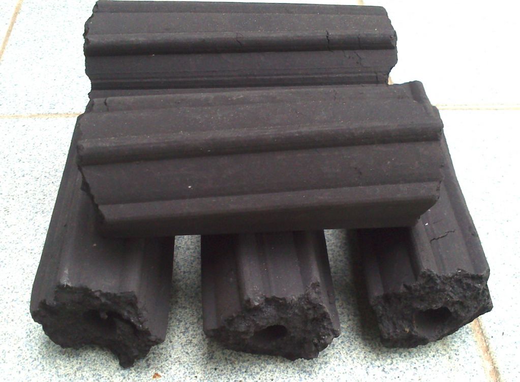 hardwood charcoal briquette 670 USD/ton