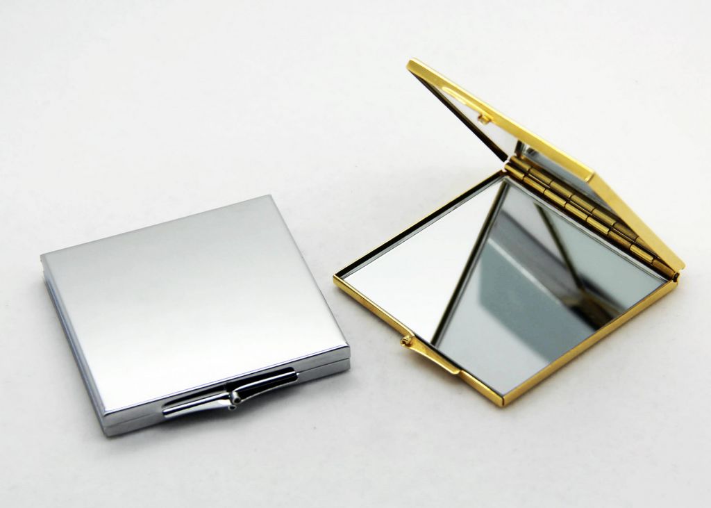 square compact mirror