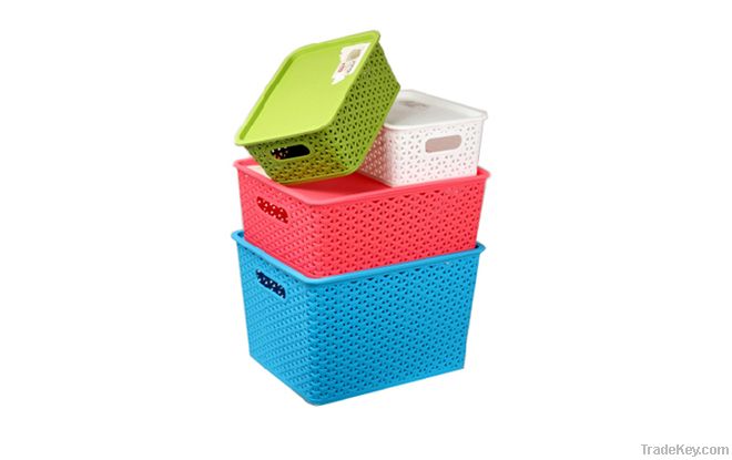 Plastic storage box