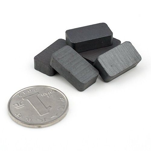 F25x19x4.9mm Block/Rectangle/Square Ferrite Magnets