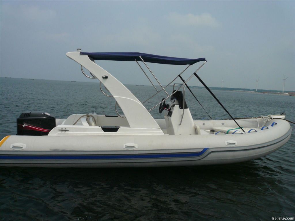 2014 Eye-Catching Design Best Selling Motor Fiberglass Rib Boat