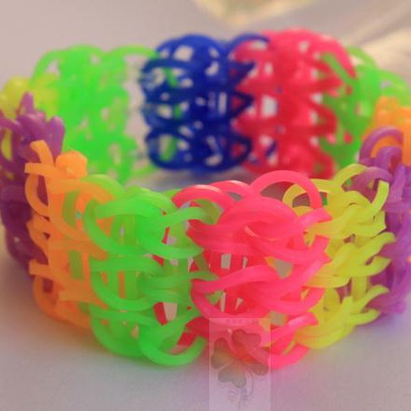 DIY WOVEN BRACELET