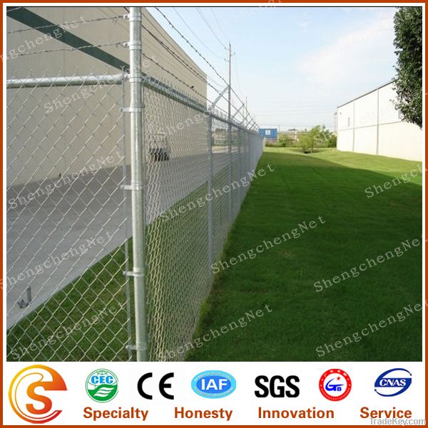 Galvanized barbed wire  fence used for factory