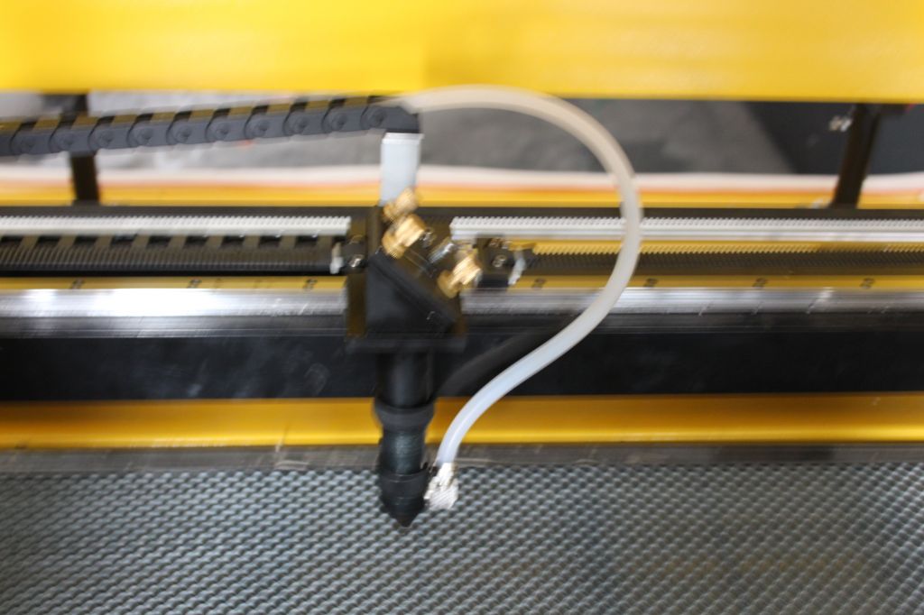 XZ1390 laser engraving machine