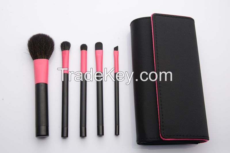 5 pieces black makeup brush set with a cloth bag 