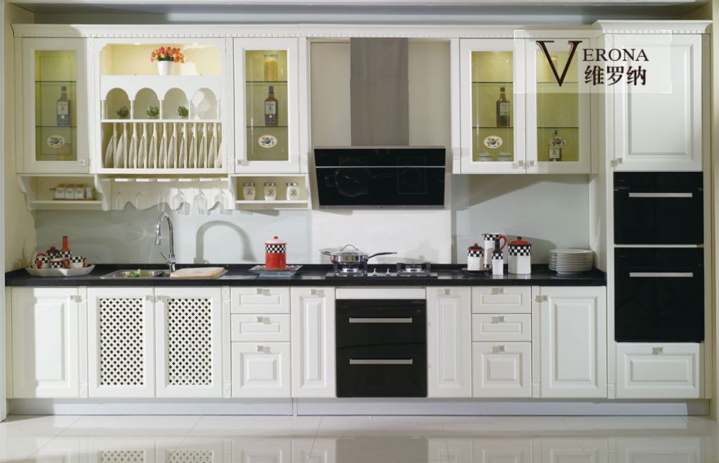 china modern kitchen cabinets with mdf, laminate, lacquer finish for condo, apartment, hotel, villa.