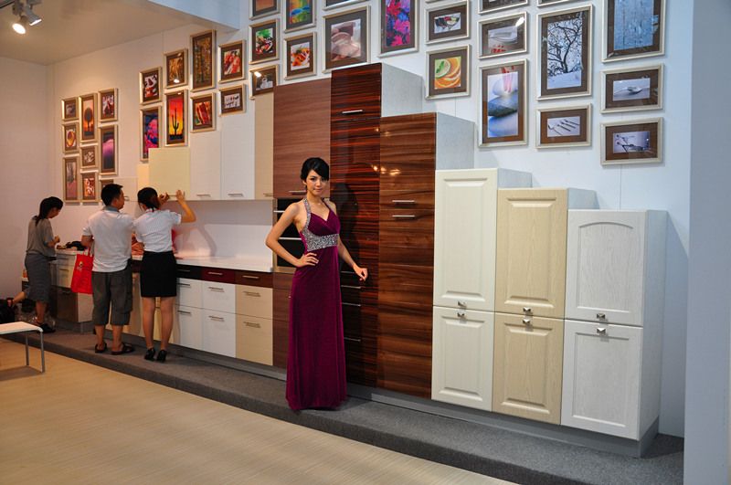 China wood mdf design kitchen cabinet with aluminium handles