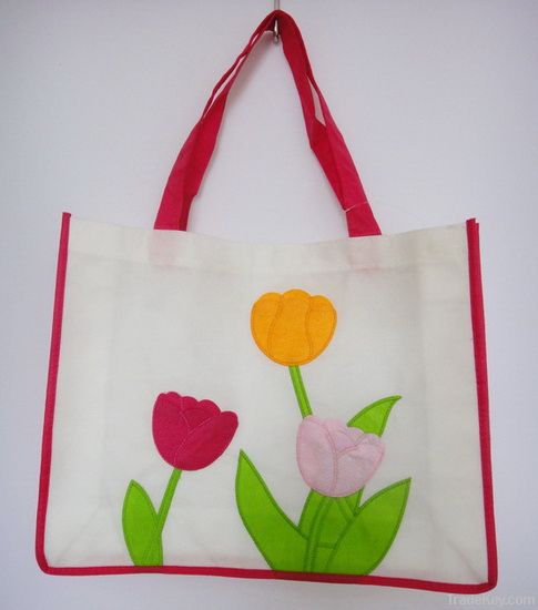 bags w/embroider