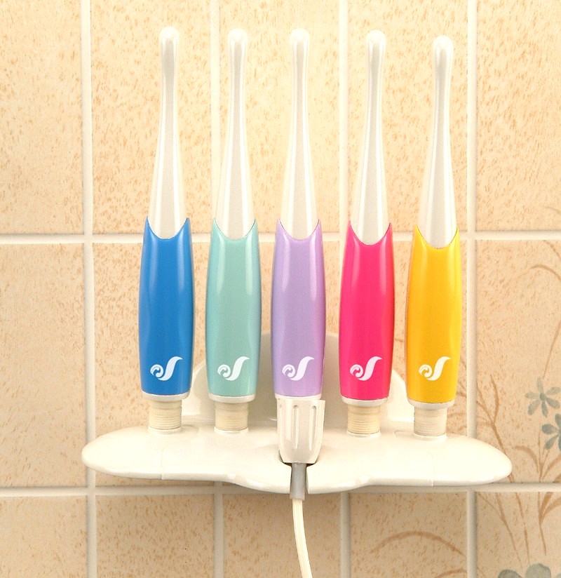 ORAL IRRIGATOR