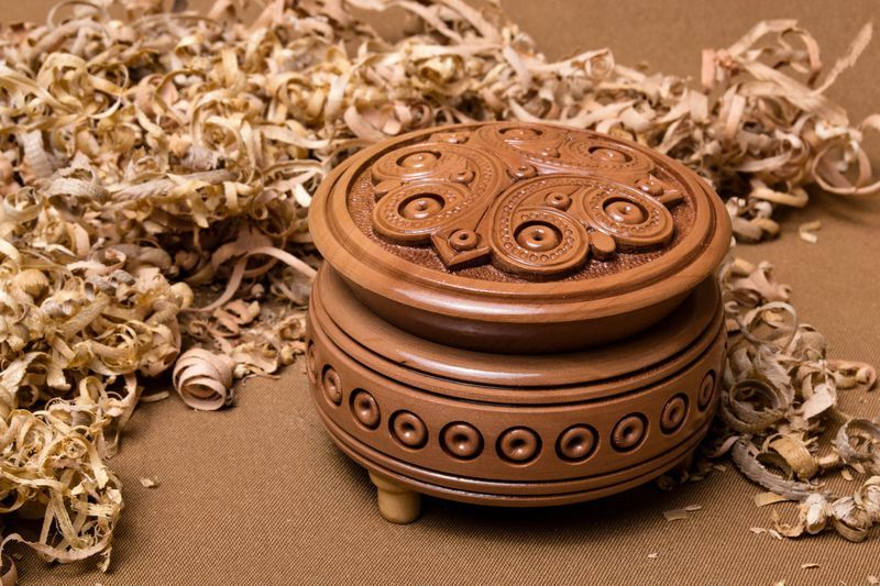 Handmade round wooden box