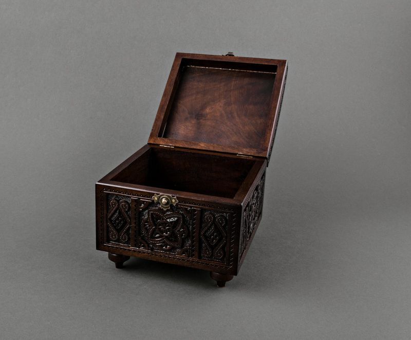 Carved jewelry-box