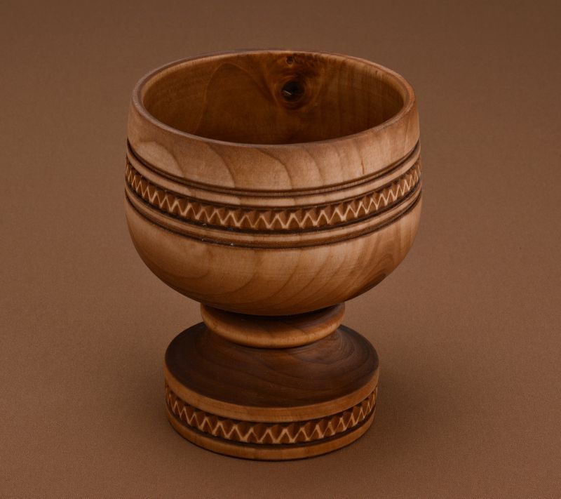Goblet bowl for candies and cookies