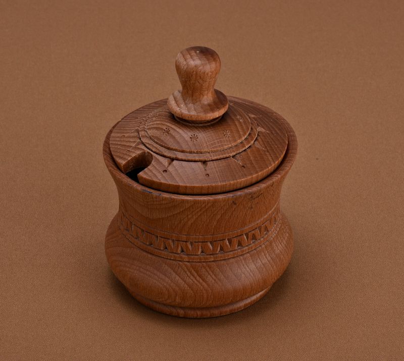 Salt Pot, Salt Pot with a Lid, Jar for Spices and Seasonings