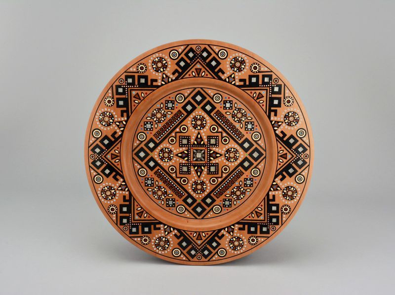 Inlaid wooden plate