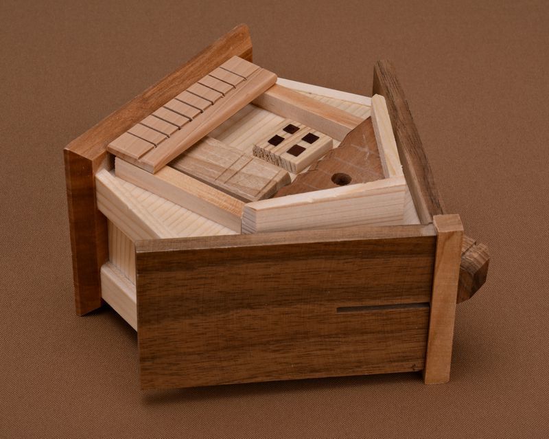 Wooden money-box "House"