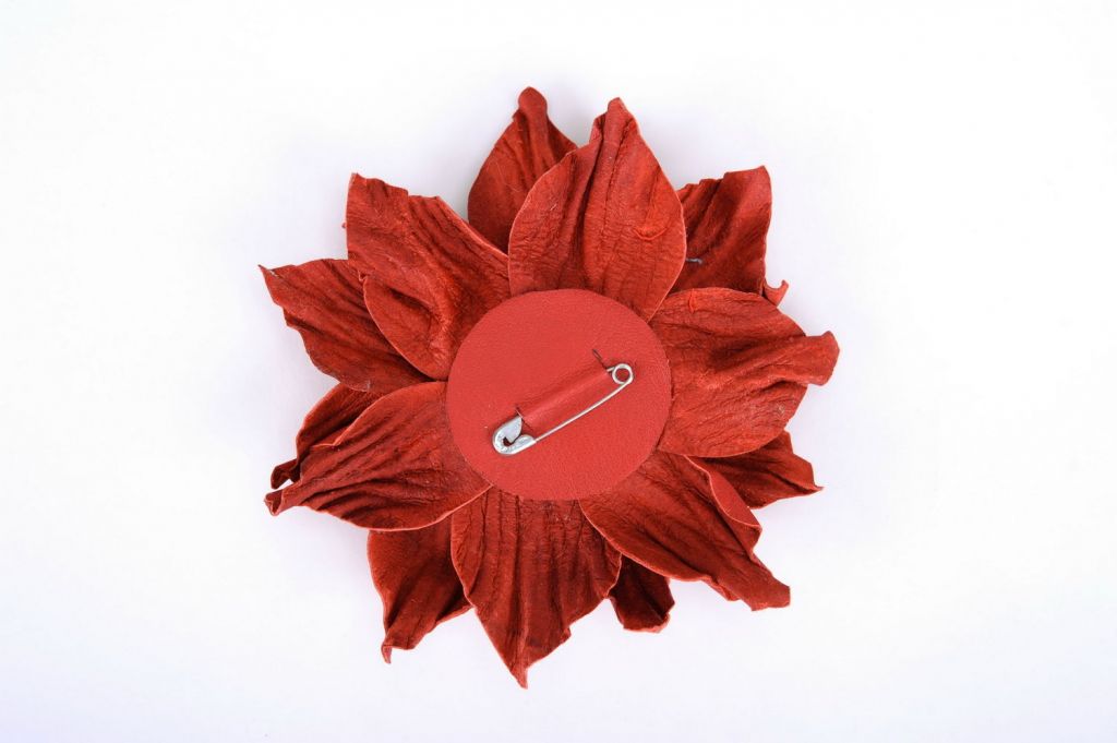 Red flower brooch