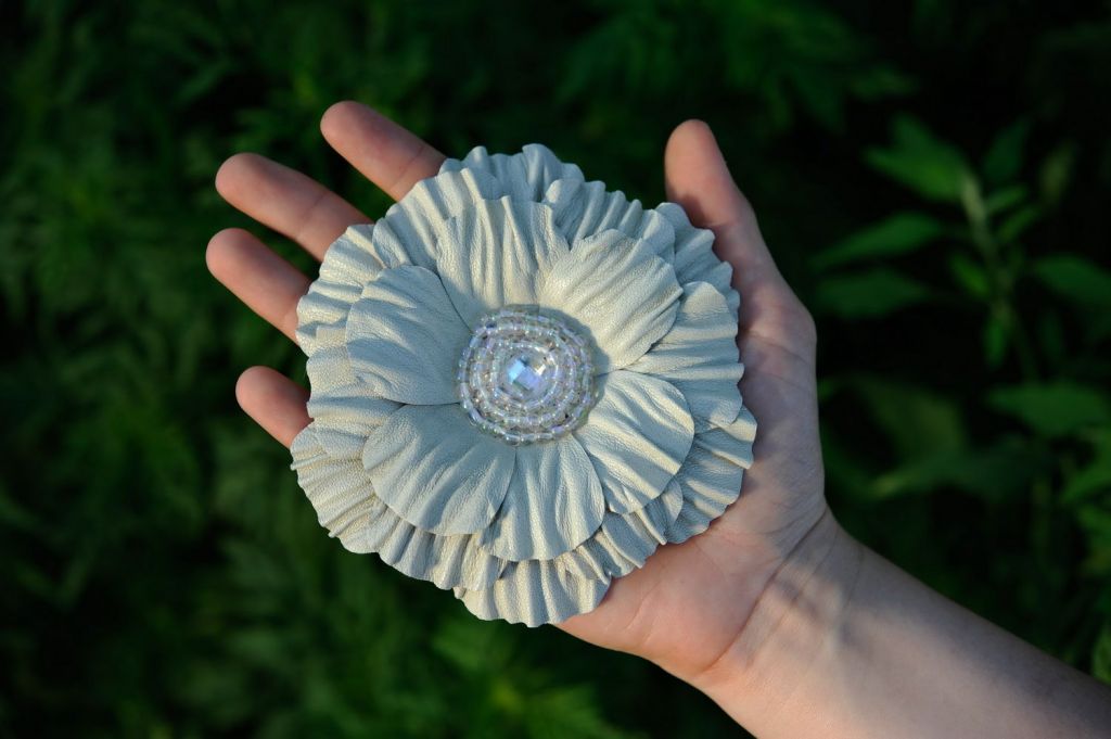 Leather Brooch flower