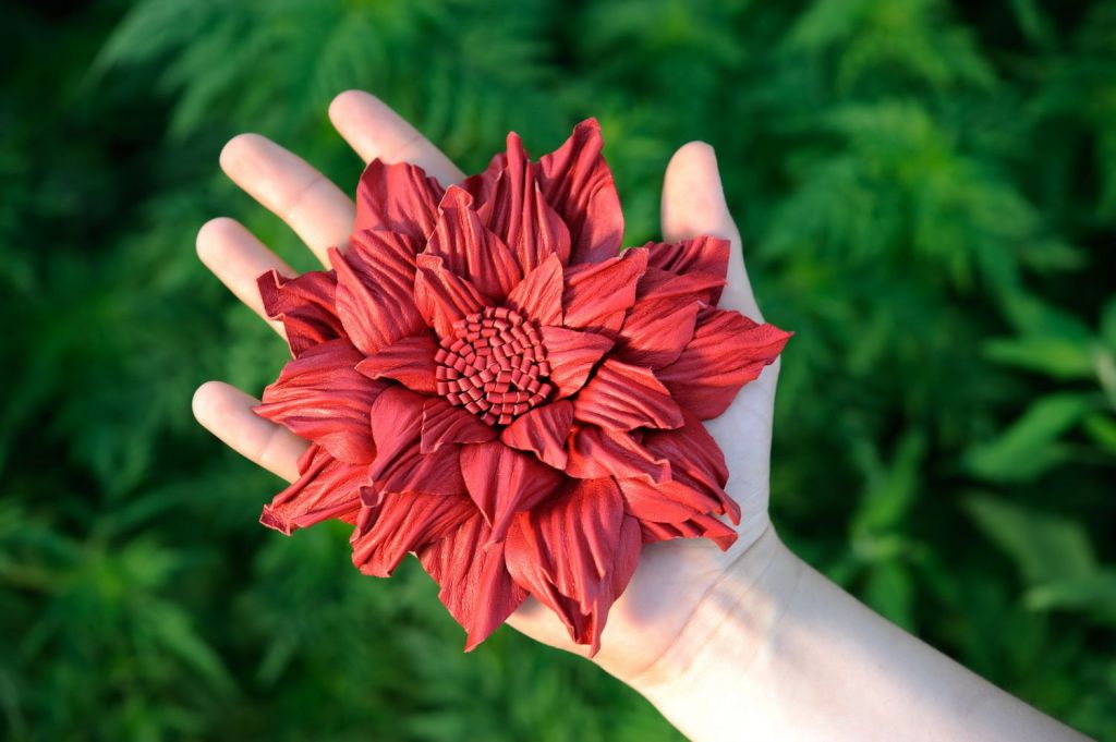 Red flower brooch