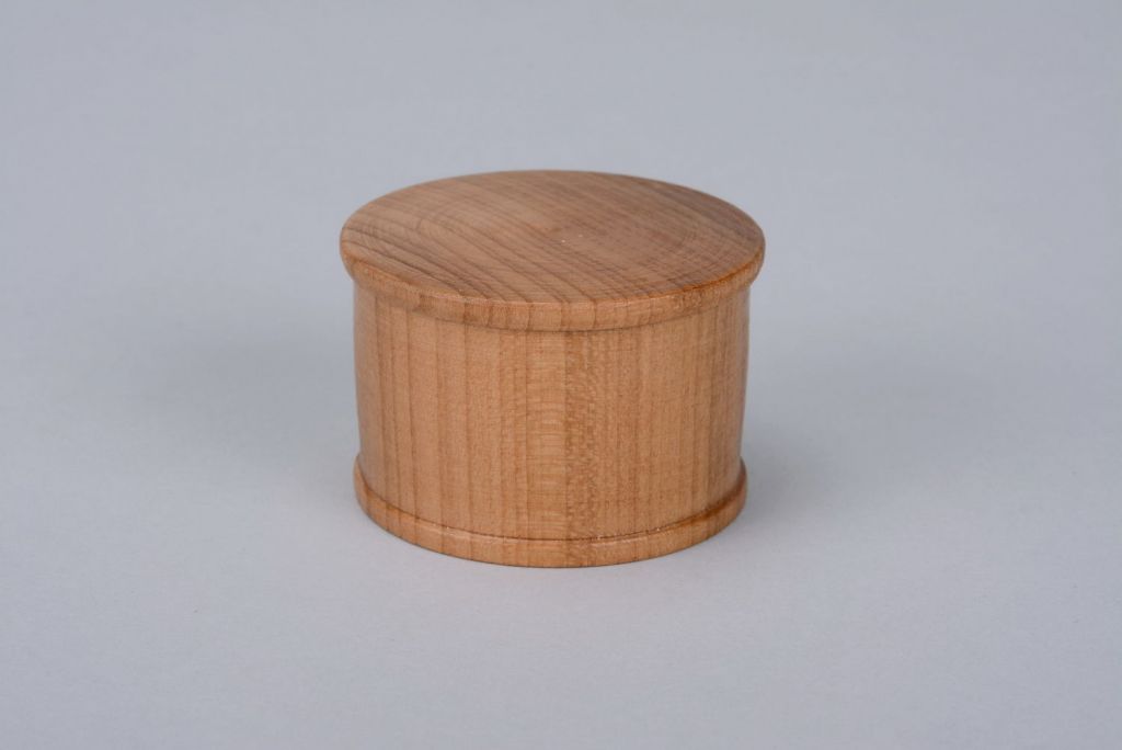 Wooden salt-spice cellar