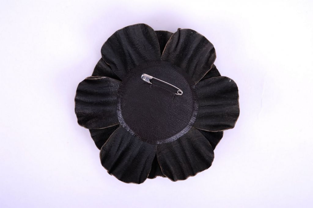 Leather flower brooch