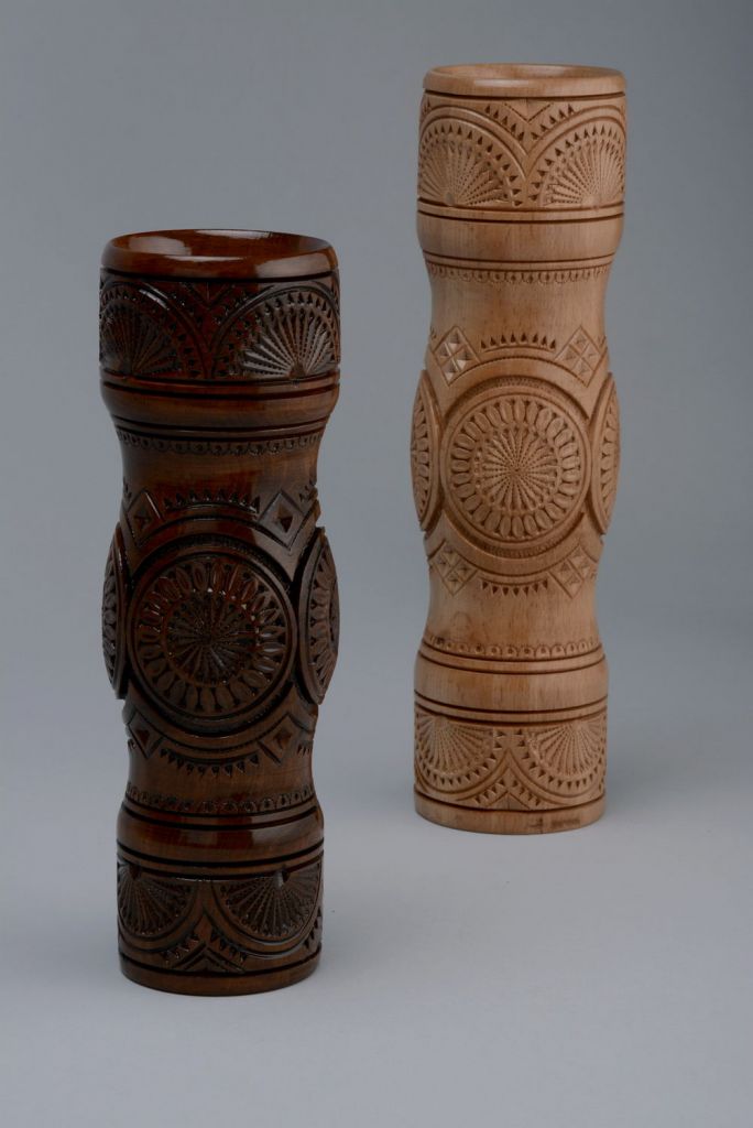 Wooden carved vase for dry flowers