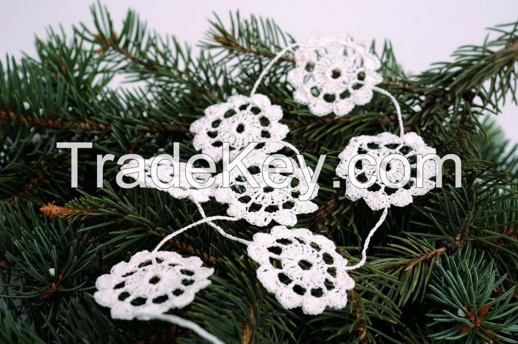 Christmas tree garland "Snowflakes"