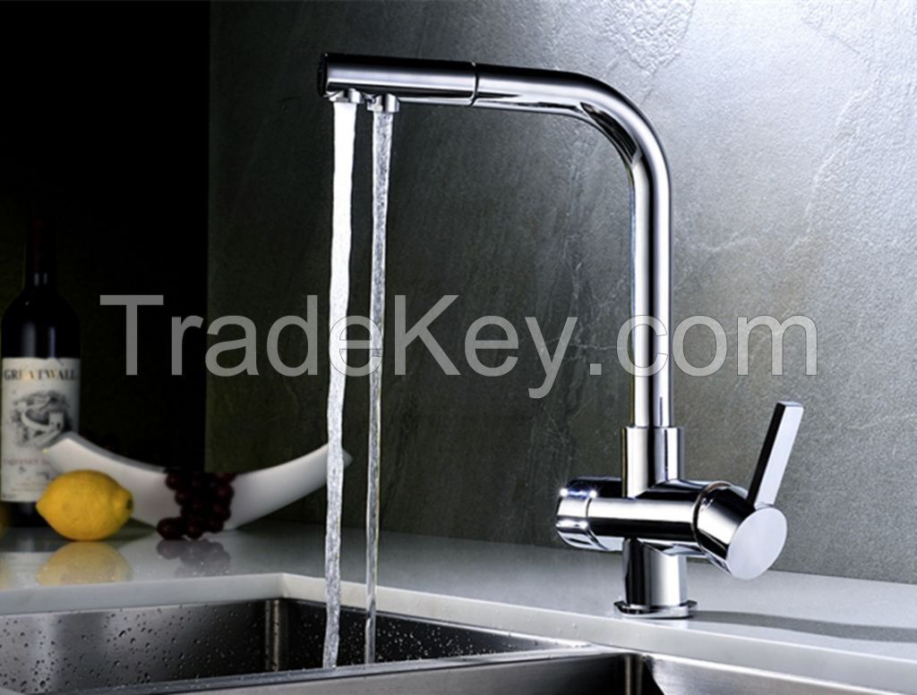 Water filtration kitchen faucet