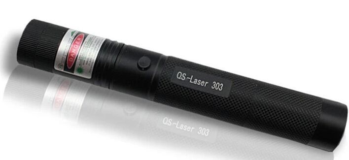 Most powerful  laser flashlight with embossed Adjustable focus green burining