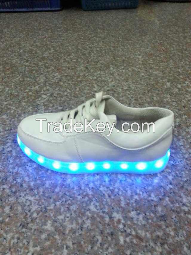 LED light sport shoes