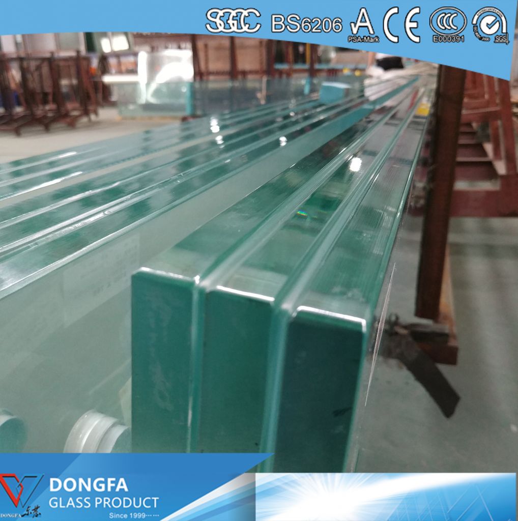  Triple-layer SGP laminated glass bridge