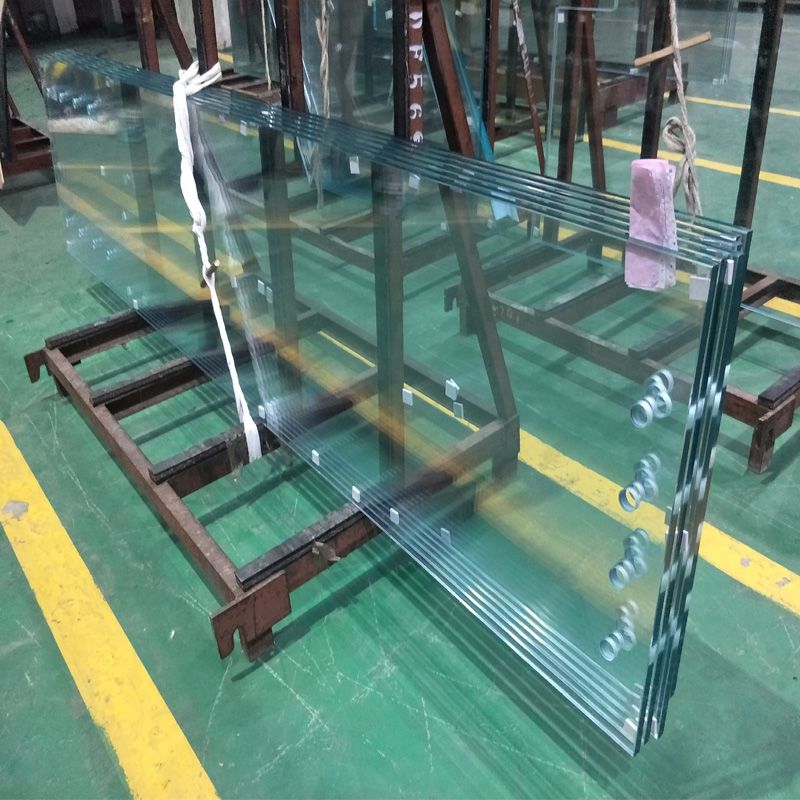 low iron tempered float glass panles