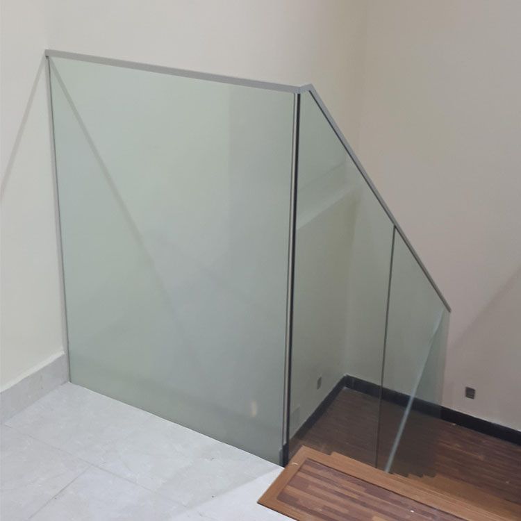 CE standard Commercial Aluminum 12mm Clear Tempered Safety Glass Railing