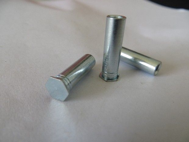 china stainless steel / carbon steel self-clinching standoffs