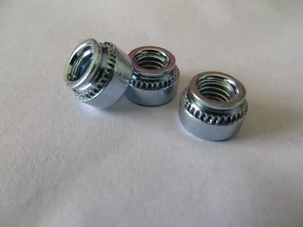 China stainless steel / carbon steel self-clinching nuts