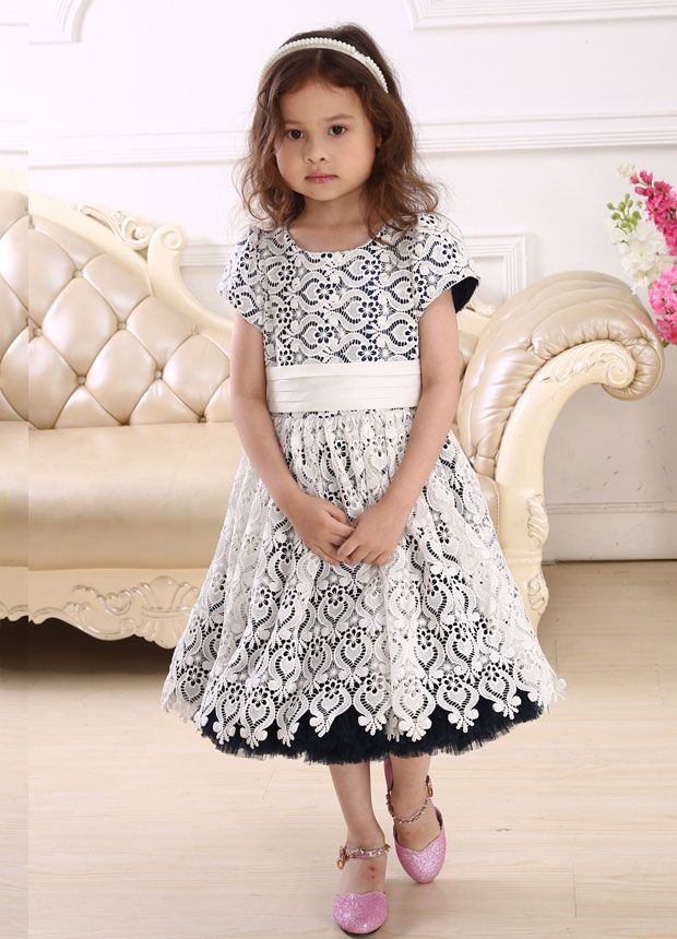 Spitzen Kleid mit BallonÃƒÂ¤rmel fuer kleine Prinzessin