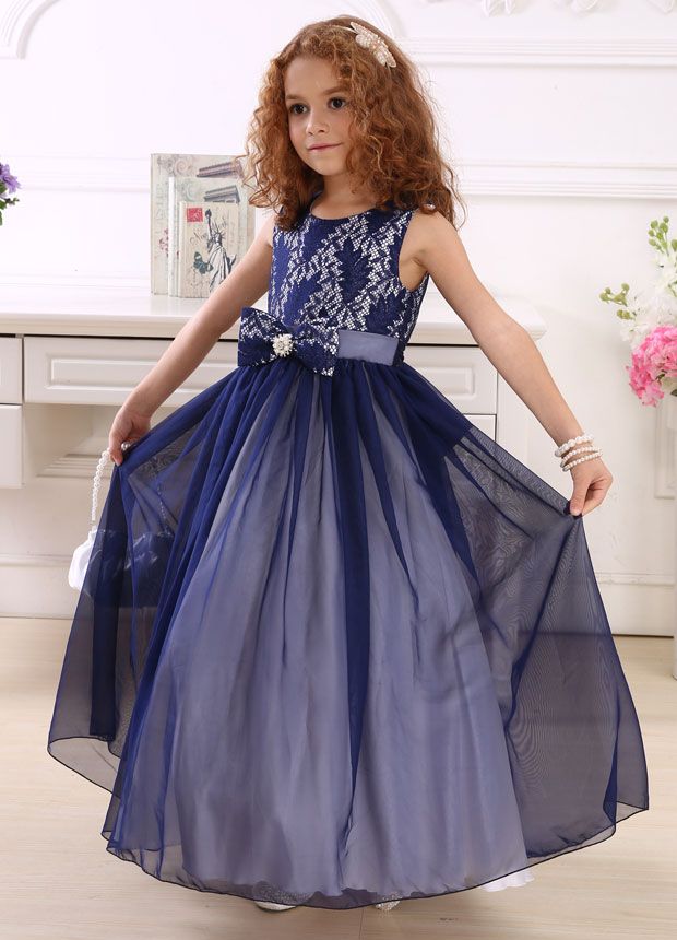Kn  chellanges dunkelblaues Mini-Kleid mit Schleife