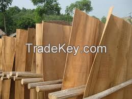 Eucalyptus core veneer 640x1270mm