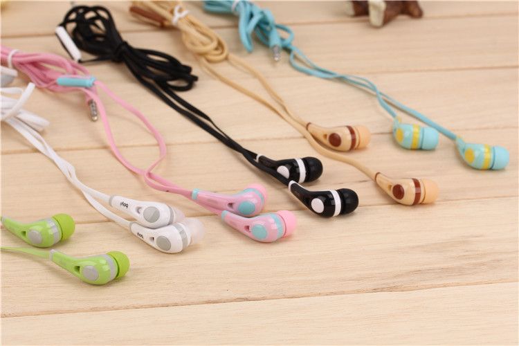 2014 Latest Colorful Earphones for Girls as Gifts OEM&ODM