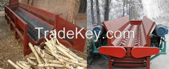 Wood peeling machine