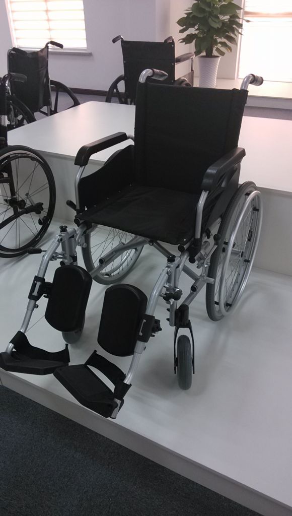 Aluminum Wheel Chair made in china 24"rear