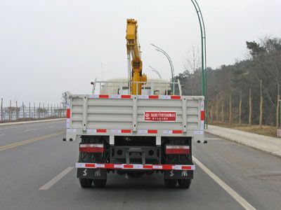 truck crane 