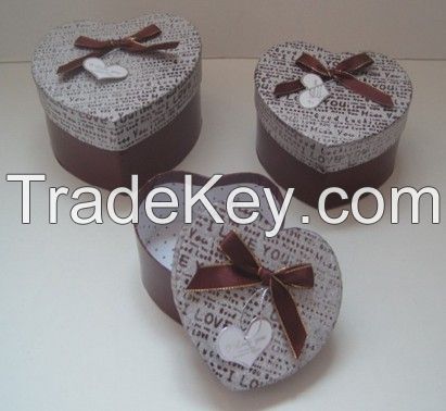 Texture Paper  Gift  Box with robbin