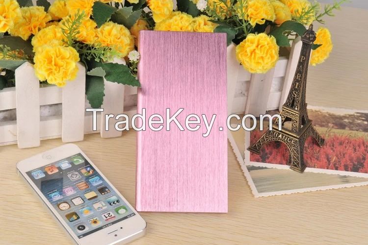 Hot Selling 10000 mah Colorful Thin Power Bank for Cellphone/iPad/Tablet
