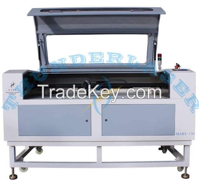 CNC laser cutting machine Co2 laser tube water chiller