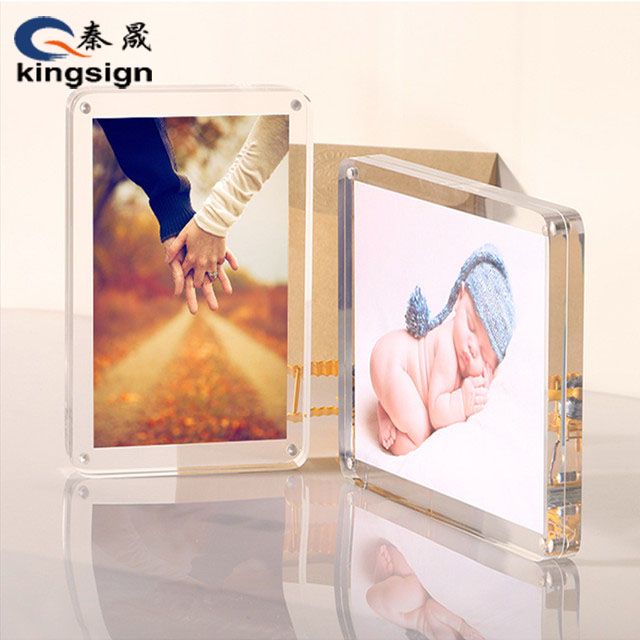 Wholesale cheap customize clear acrylic display picture photo frame