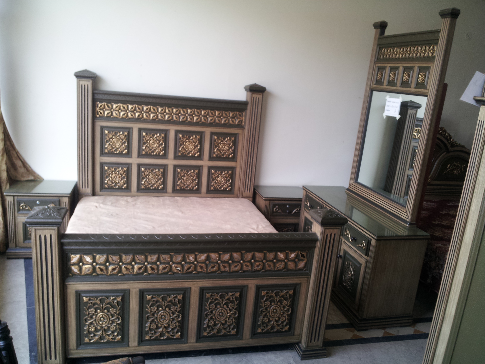 Bedroom set