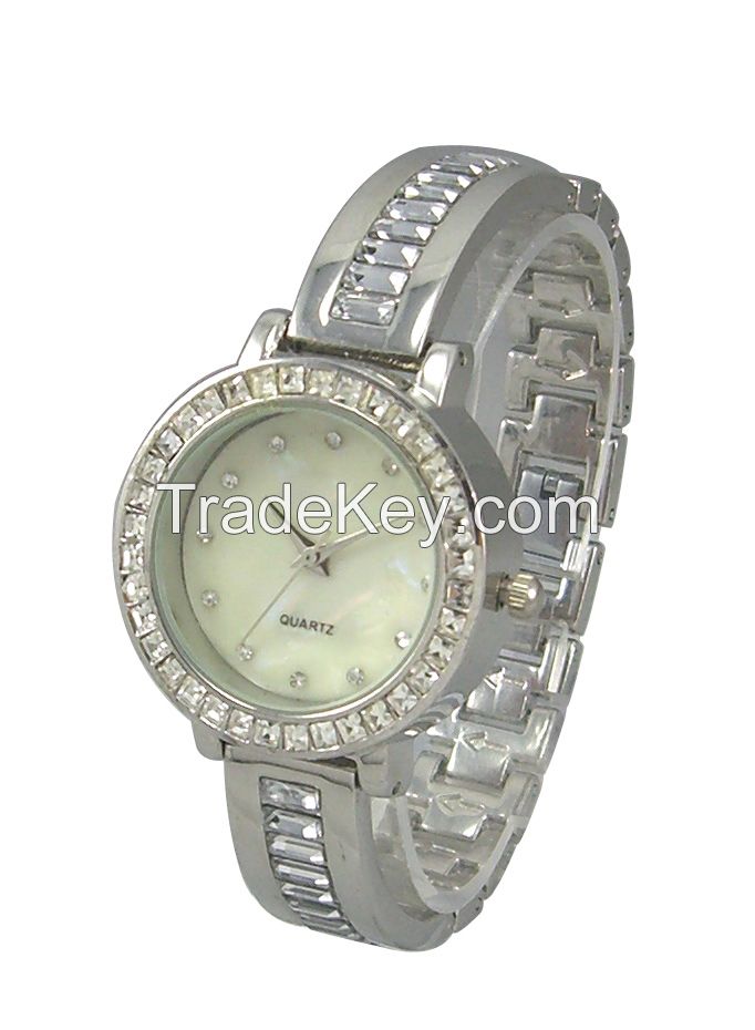 Sell Alloy Quartz Bracelet Watches